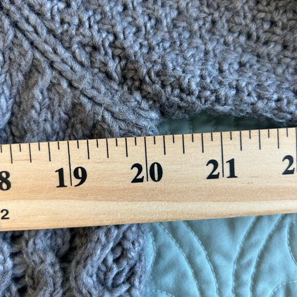 Zara Knit Cardigan, Oversized Chunky, Gray, Size Medium - Picture 5 of 6